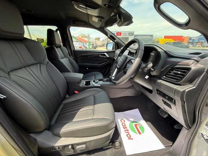 2025 Isuzu MU-X X-TERRAIN