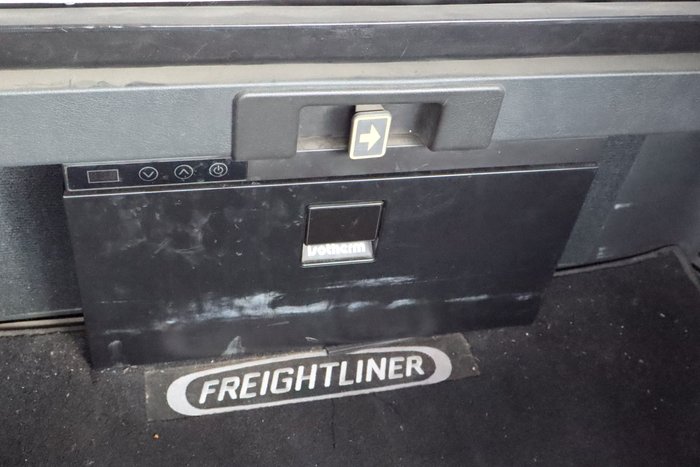 2022 FREIGHTLIN CASCADIA Aut CASCAD WHITE