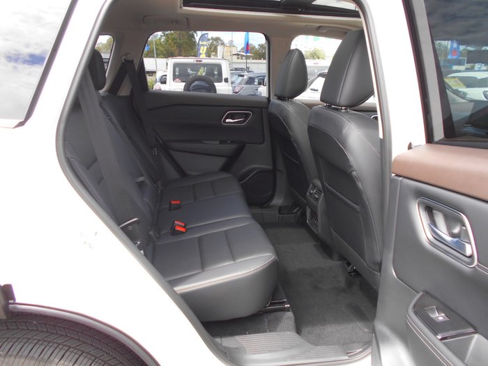 2025 NISSAN X-TRAIL TI e-POWER