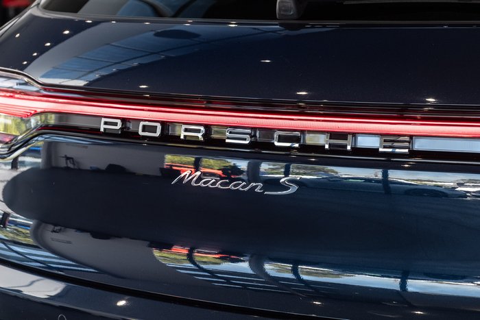 2021 Porsche Macan S