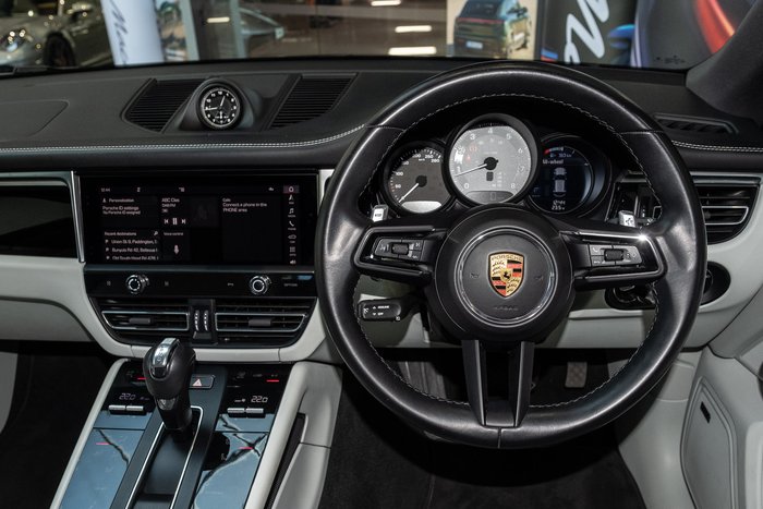 2021 Porsche Macan S