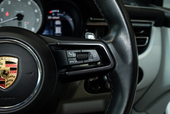 2021 Porsche Macan S