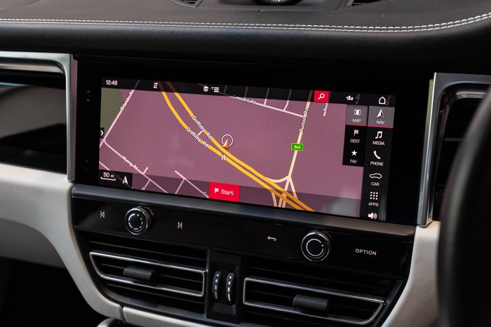 2021 Porsche Macan S