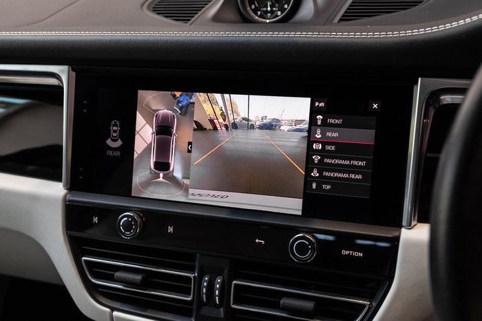 2021 Porsche Macan S