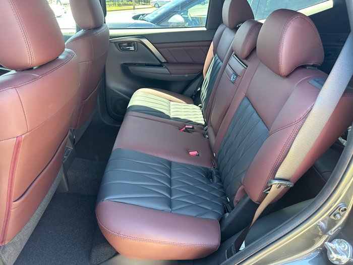 2025 MITSUBISHI PAJERO SPORT GSR