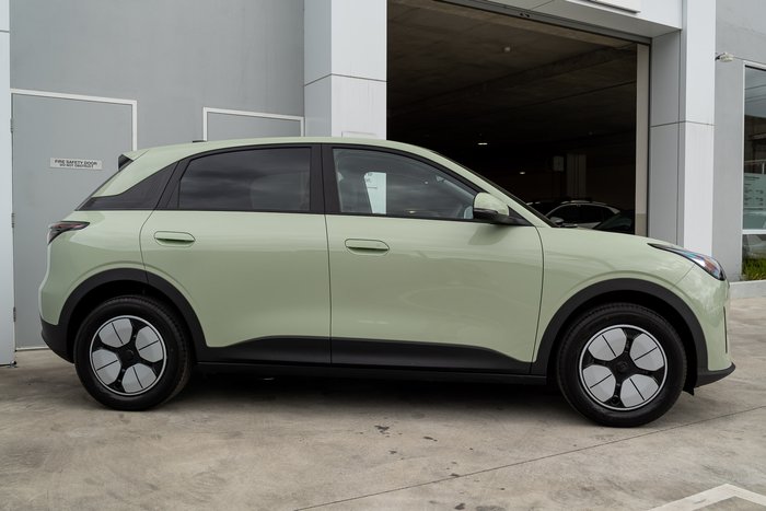 2027 Geely Ex2