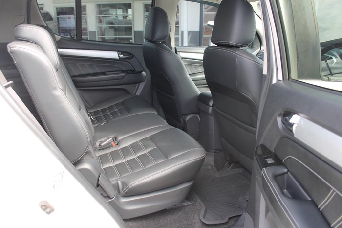 2017 Isuzu MU-X LS-T