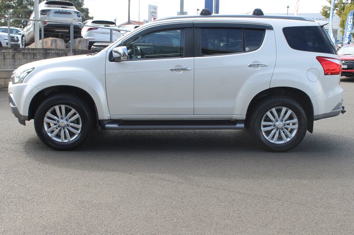 2017 Isuzu MU-X LS-T