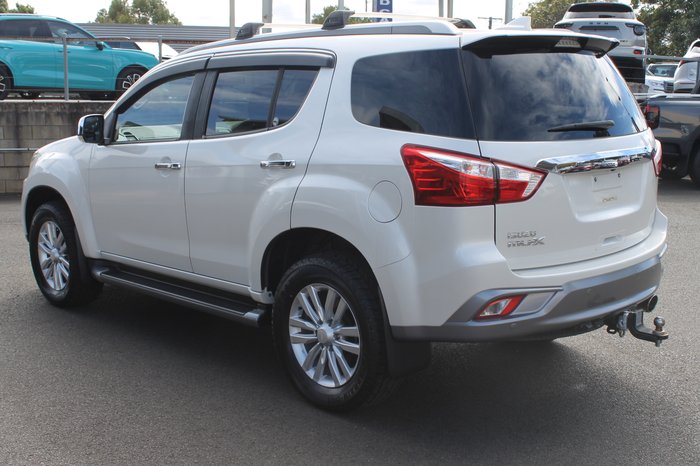 2017 Isuzu MU-X LS-T