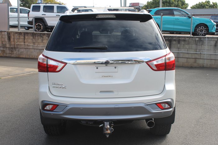 2017 Isuzu MU-X LS-T