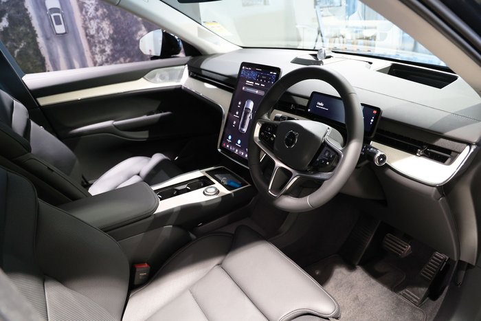 2026 Volvo EX90 Ultra Twin Motor Performance