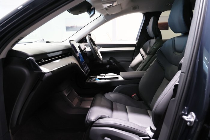 2026 Volvo EX90 Ultra Twin Motor Performance