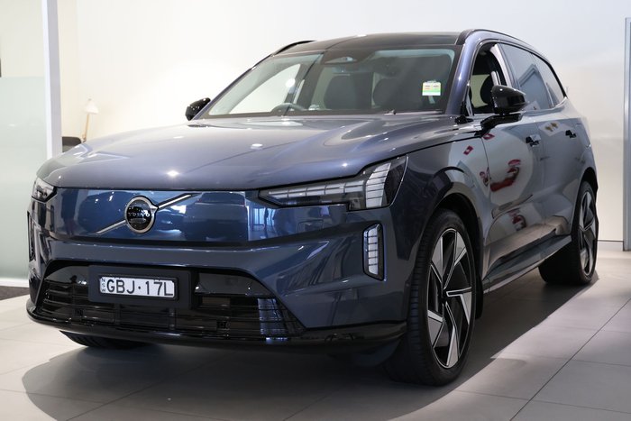 2026 Volvo EX90 Ultra Twin Motor Performance