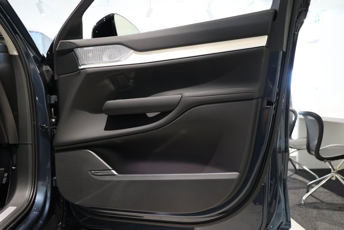2026 Volvo EX90 Ultra Twin Motor Performance