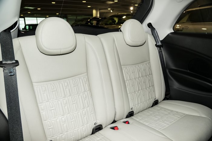 2023 Fiat 500e La Prima