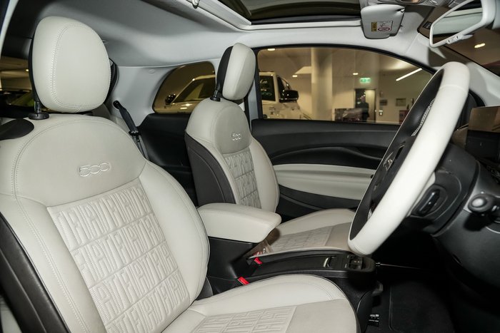 2023 Fiat 500e La Prima