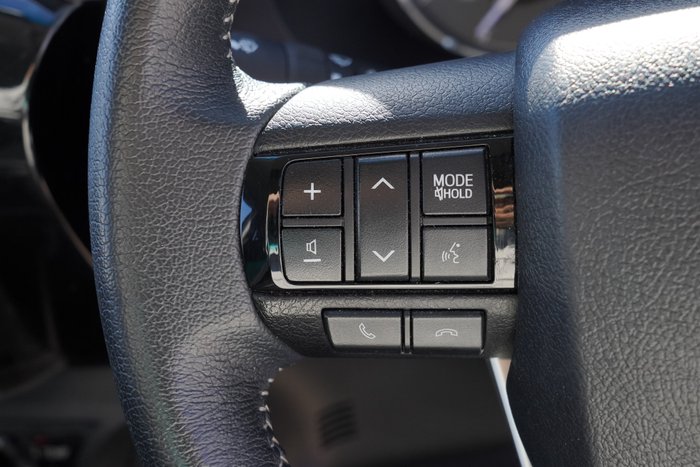 2021 Toyota Hilux SR5