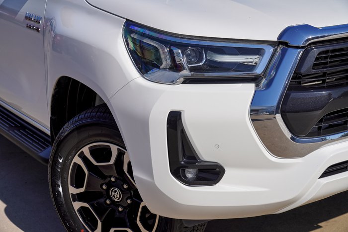 2021 Toyota Hilux SR5