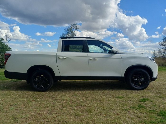 2025 KGM MUSSO XLV ADVANCE