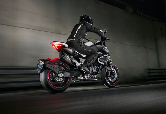 2026 CFMOTO 800 NK Sport