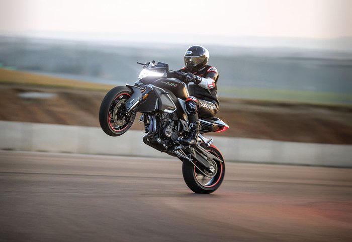 2026 CFMOTO 800 NK Sport