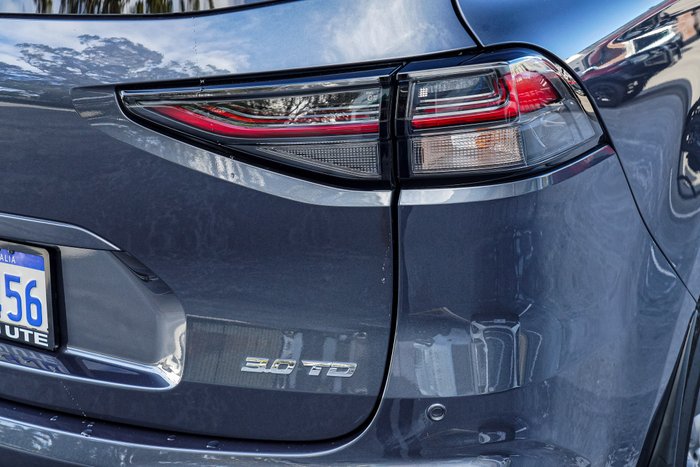 2022 Isuzu MU-X LS-U