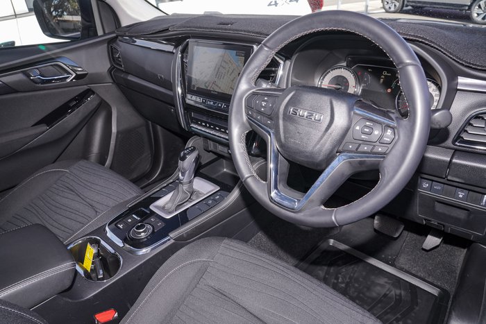 2022 Isuzu MU-X LS-U