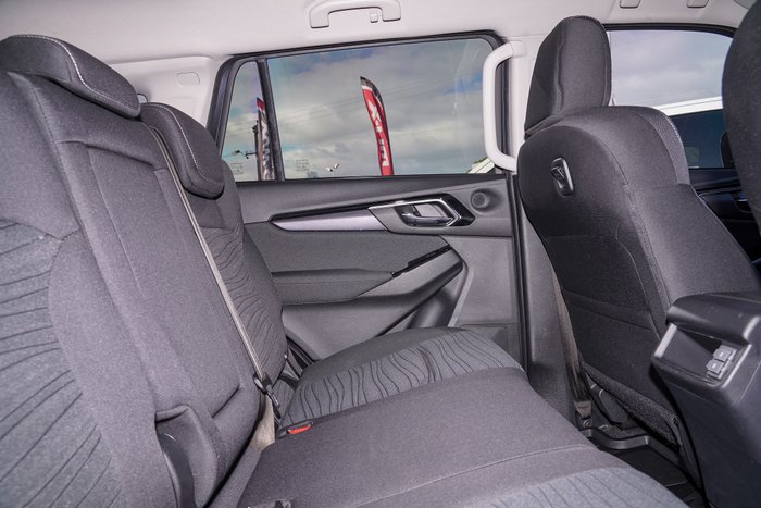 2022 Isuzu MU-X LS-U