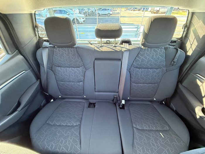 2025 Isuzu D-MAX LS-M