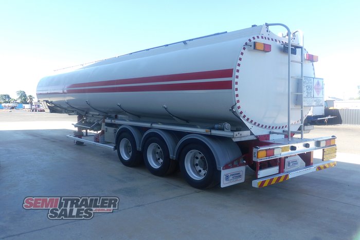 2013 Marshall Lethlean Tanker