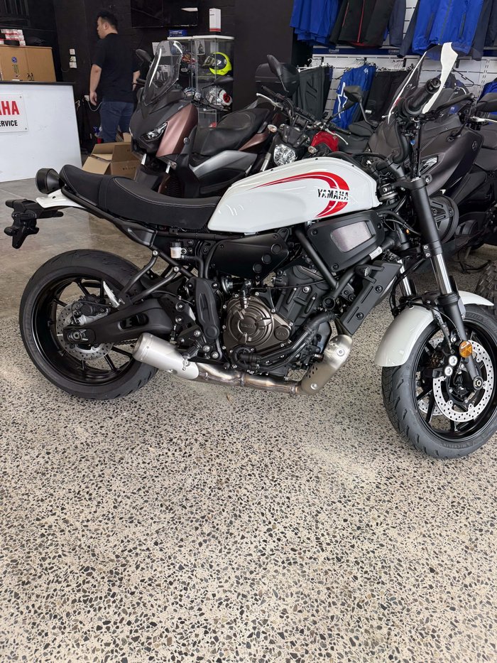 2025 YAMAHA XSR700