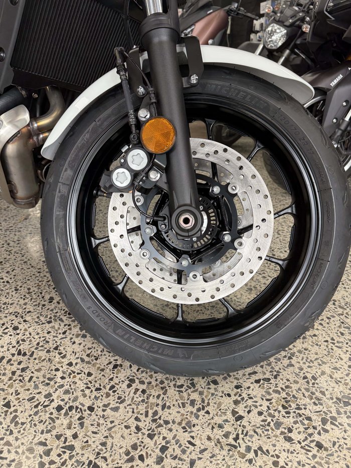 2025 YAMAHA XSR700