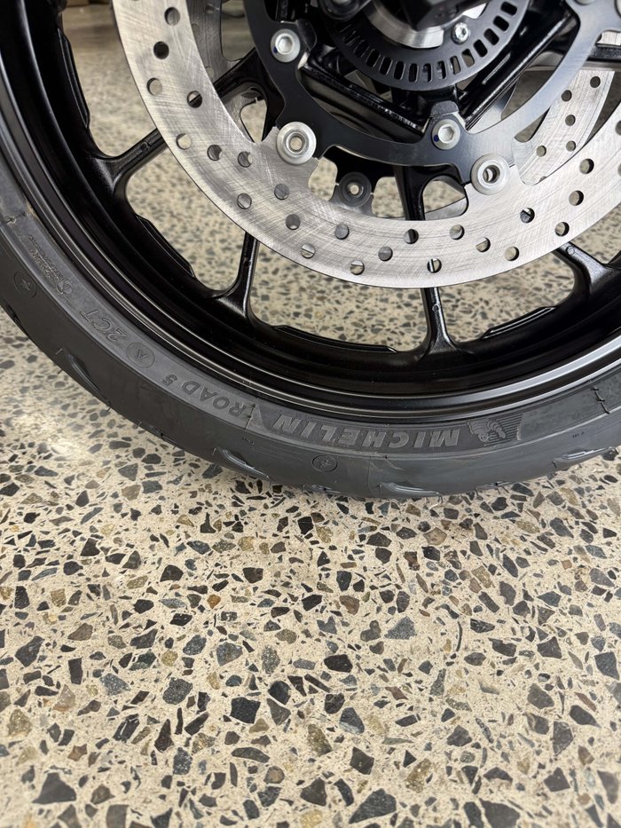2025 YAMAHA XSR700