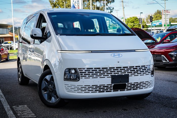 2025 Hyundai STARIA