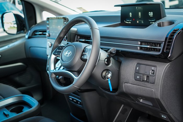 2025 Hyundai STARIA