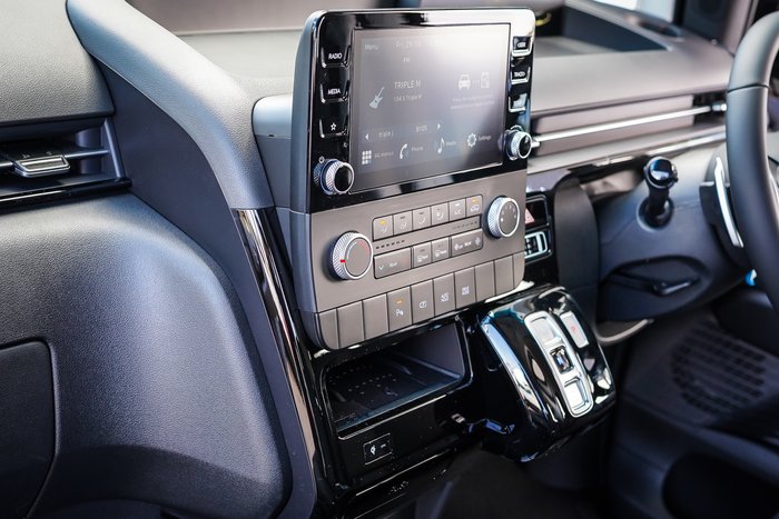 2025 Hyundai STARIA