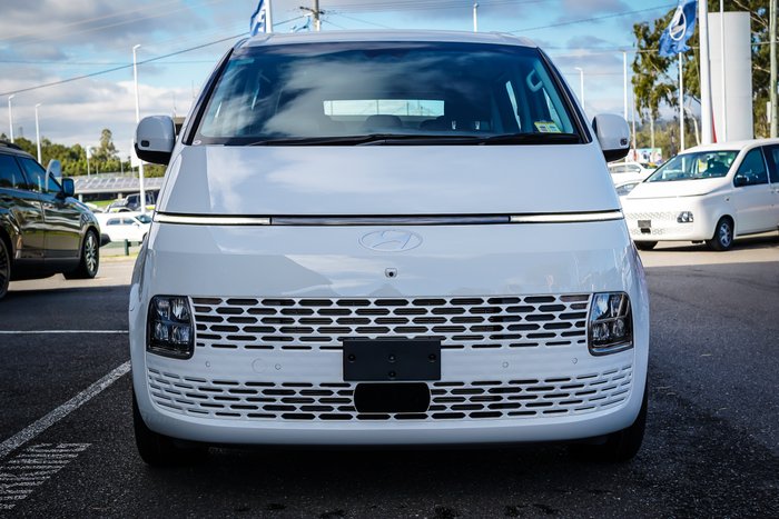 2025 Hyundai STARIA