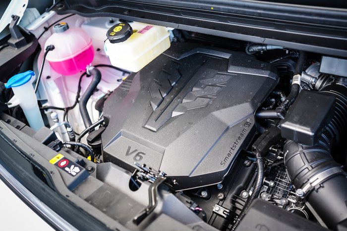 2025 Hyundai STARIA