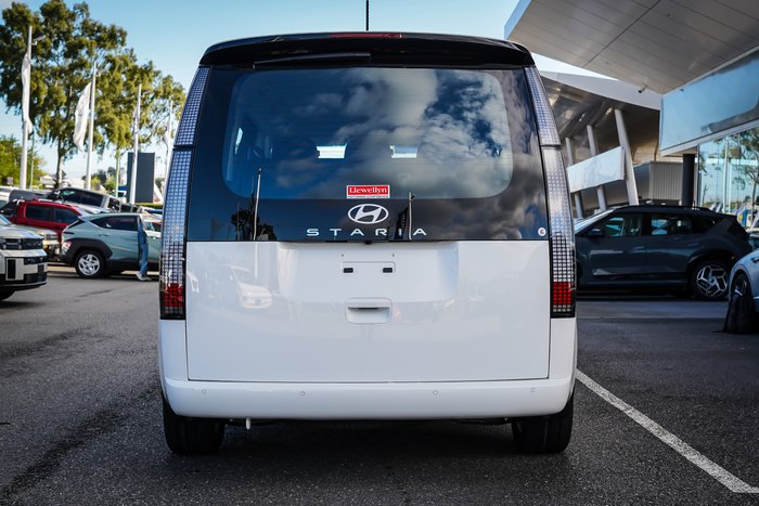 2025 Hyundai STARIA