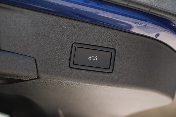 2025 Volkswagen ID.4 Pro