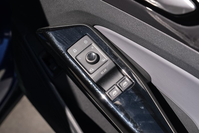 2025 Volkswagen ID.4 Pro