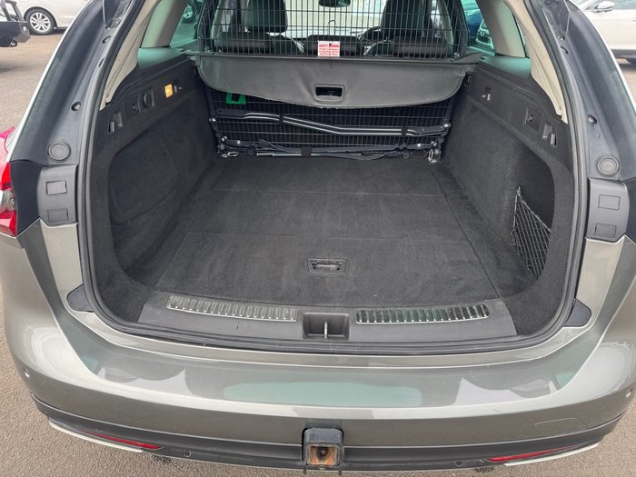 2017 Holden Calais V