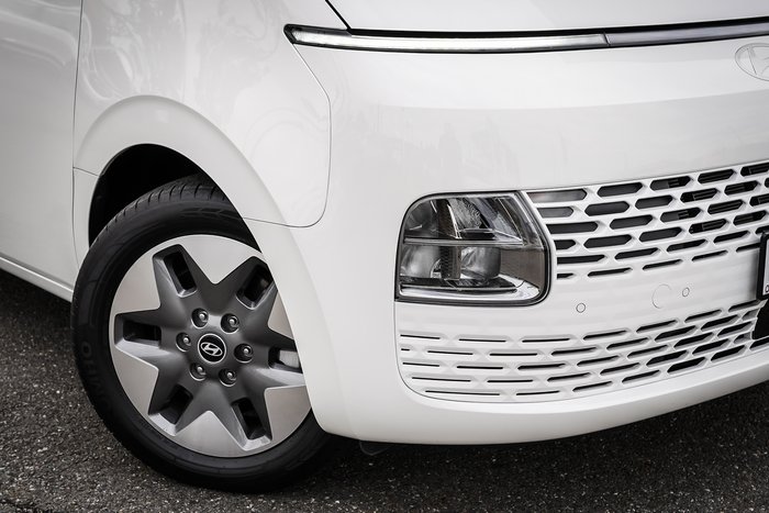 2025 Hyundai STARIA