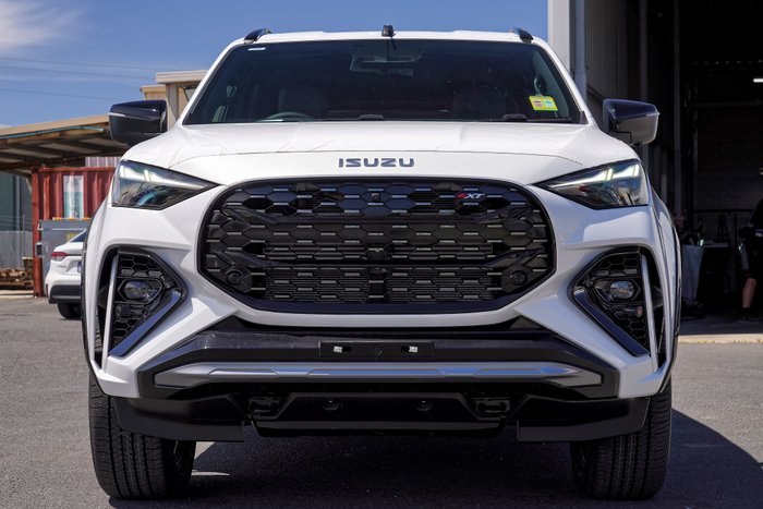 2026 Isuzu MU-X X-TERRAIN