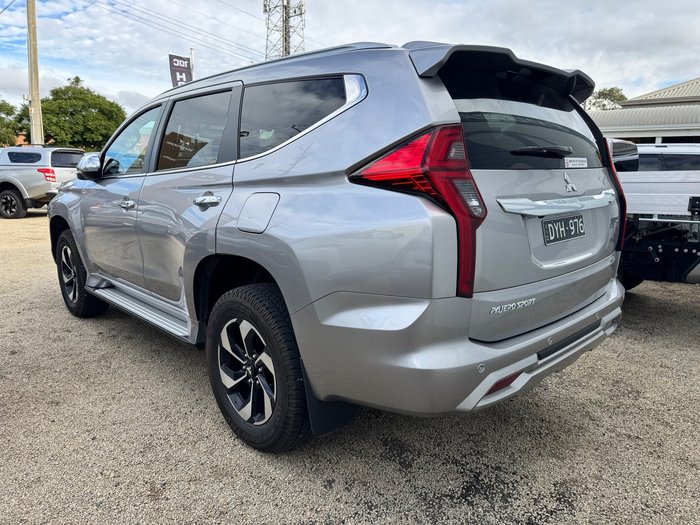 2024 MITSUBISHI Pajero Sport GLS