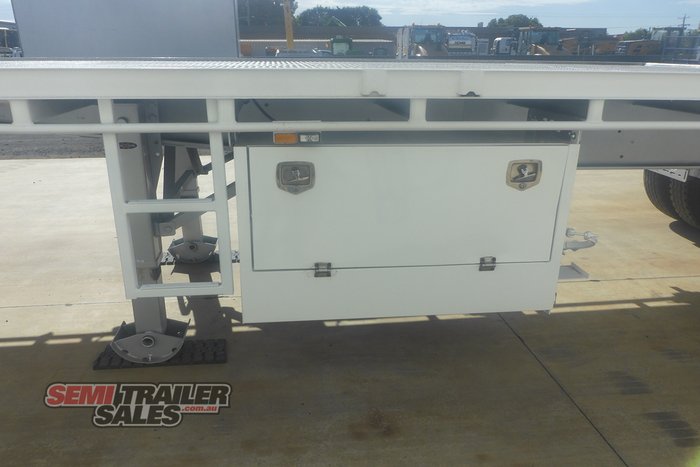 2018 Maxitrans 12 Pallet Flat Top A Trailer
