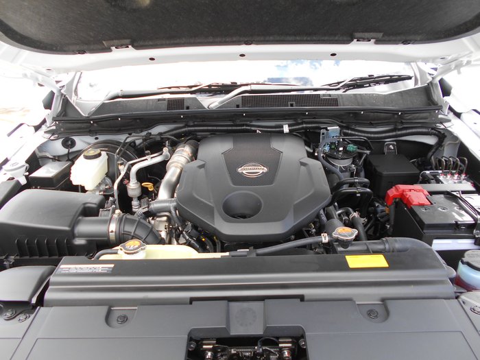 2025 Nissan Navara ST-X