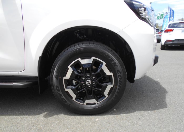 2025 Nissan Navara ST-X