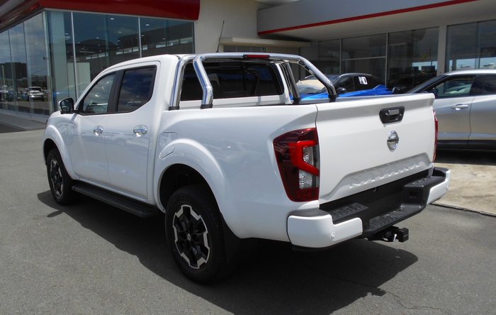 2025 Nissan Navara ST-X