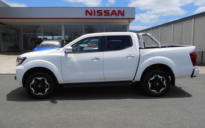 2025 Nissan Navara ST-X